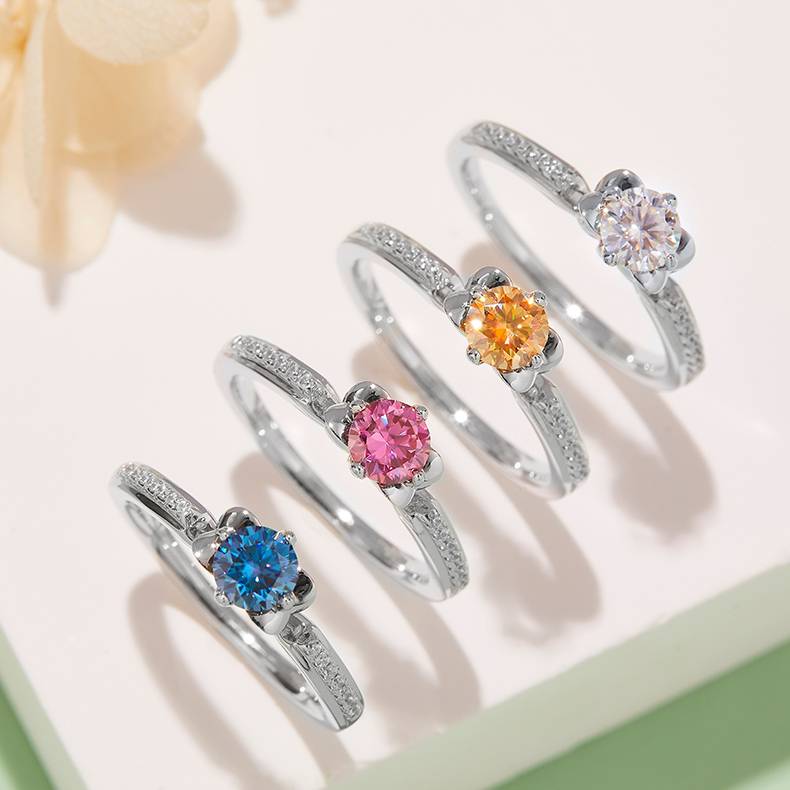 Micro inlaid Tang Yan's S925 silver plated platinum Moissanite women's ring 50 points D-grade